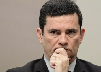 Moro esconde documentos que deu a Bolsonaro sobre laranjal do PSL