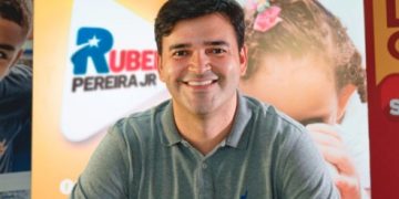 Rubens Júnior usa redes sociais para contar história de bairros em série de vídeos