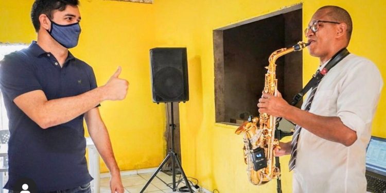 DIALOGANDO COM A COMUNIDADE