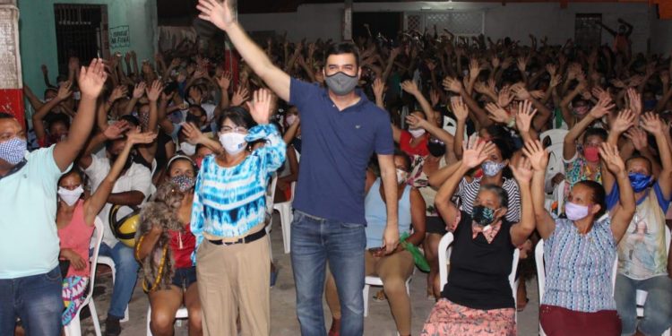 Rubens Jr continua percorrendo os bairros e dialogando com a comunidade