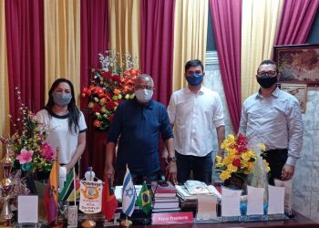 RELIGIÃO COMO ALIADA