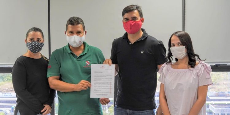 Rubens visita Sinduscon e apresenta propostas para o desenvolvimento urbano e construção civil