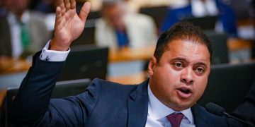 De olho em 2022, Weverton constrói candidatura com articulação e unidade