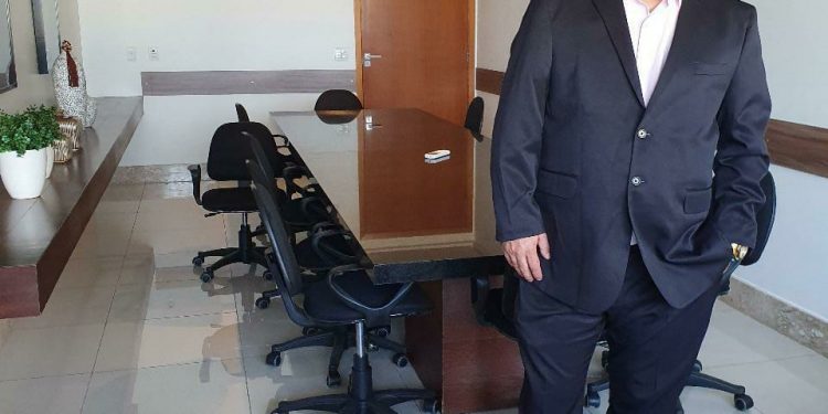 Além da sondagem de opinião, Emet Instituto se agiganta, nacionaliza e passa atuar no ramo de pesquisa científica