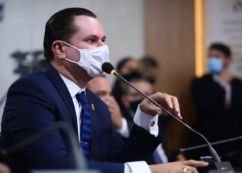 Umbelino Junior solicita decreto de Estado de emergência no sistema do transporte coletivo de São Luís