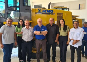 O pré-candidato a primeiro suplente ao senado EVANDRO JÚNIOR se reúne com empresários e pecuaristas de Imperatriz.