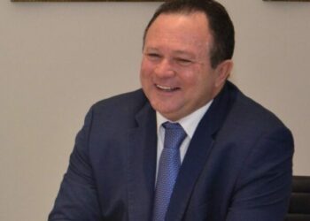 Hospital informa que Carlos Brandão se recupera bem e em breve estará de volta ao Maranhão