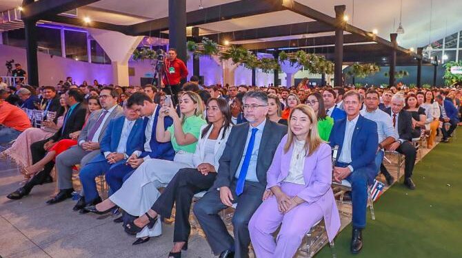 Em Imperatriz, deputados prestigiam posse de novos secretários de Estado do governo Carlos Brandão