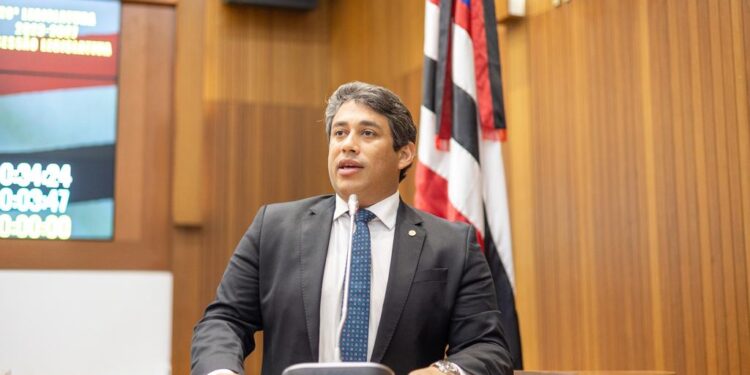 Proposta de Osmar Filho quer instituir o Dia Estadual de Combate ao Abuso e à Exploração Sexual de Crianças e Adolescentes