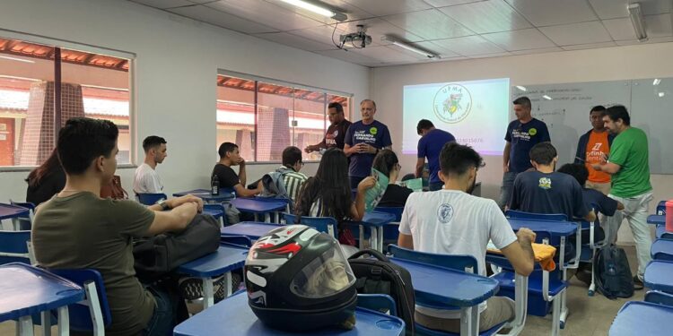 Fernando Carvalho visita Campus UFMA em Imperatriz e fortalece diálogo com docentes, discentes técnicos e colaboradores.