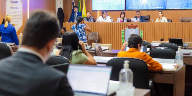 Semfaz apresenta Relatório de Gestã Semfaz apresenta Relatório de Gestão Fiscal do 1º Quadrimestre de 2023 em audiência pública na Câmara