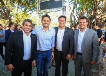 Osmar Filho participa do lançamento da pedra fundamental de Complexo Operacional dos Correios em São Luís