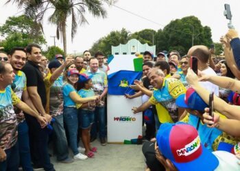 Deputados prestigiam inauguração da estrada de acesso à Praia de Araoca em Guimarães