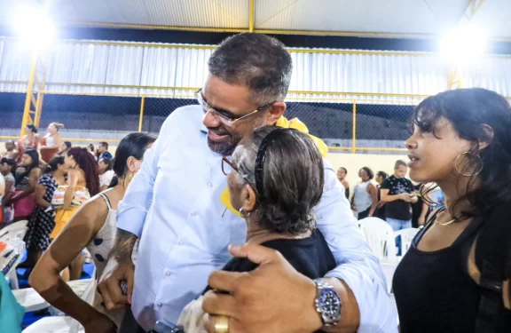 Paulo Victor inicia projeto Cesta do Povo em São Luís