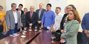 Ministro do Esporte, André Fufuca, firma parceria com a UFMA para reformas e ampliação dos espaços de esporte e lazer nos câmpus