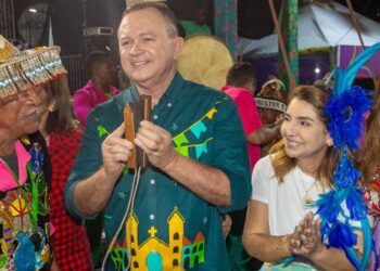 Brandão prestigia Arraial da Assembleia e parabeniza Iracema Vale pelo evento