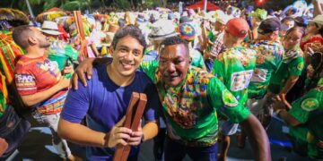 Osmar Filho realiza mais uma edição do “São João na Praça” no bairro do São Francisco