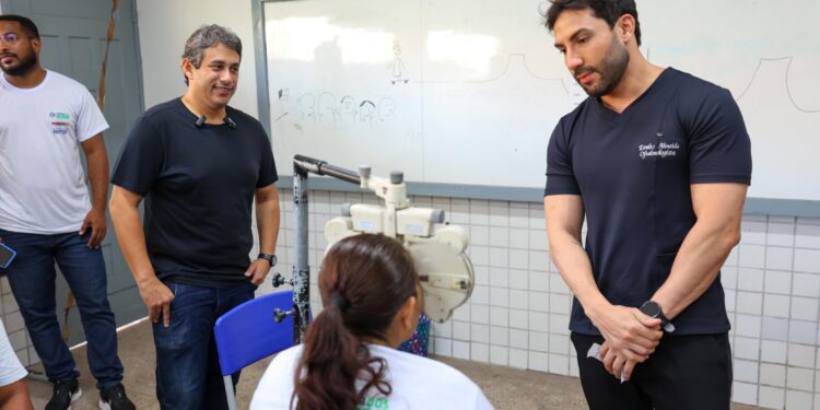 Osmar Filho realiza mais uma etapa do projeto “Cuidar dos Olhos” em São Luís e Lago do Junco