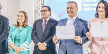 Iracema Vale prestigia diplomação dos eleitos em Paço do Lumiar e destaca confiança na nova gestão