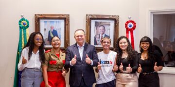 Brandão lança programa com bolsas de mil reais para estudantes de escolas públicas aprovados com as melhores notas em vestibulares