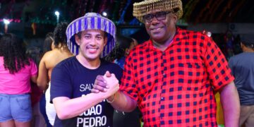 Deputado Osmar Filho prestigia tradicional Encontro de Bois em Olinda Nova do Maranhão