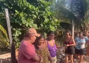 Vereador Astro de Ogum irá doar material para reconstruir casa destruída por incêndio no Barreto