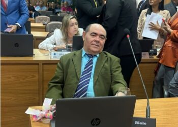 Com declaração de Astro em favor de Beto Castro, eleição na Câmara se define