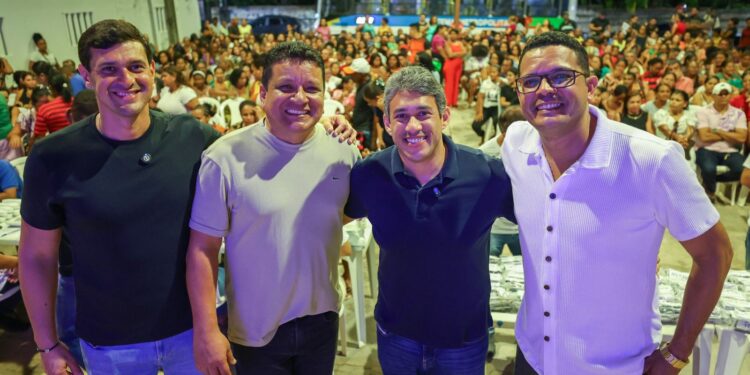 Deputado Osmar Filho realiza nova entrega de óculos do programa Cuidar dos Olhos em São José de Ribamar