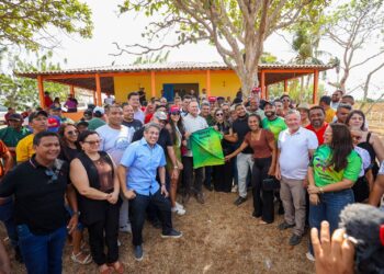 Osmar Filho se reúne com prefeito Nilton Everton e lideranças de Matinha