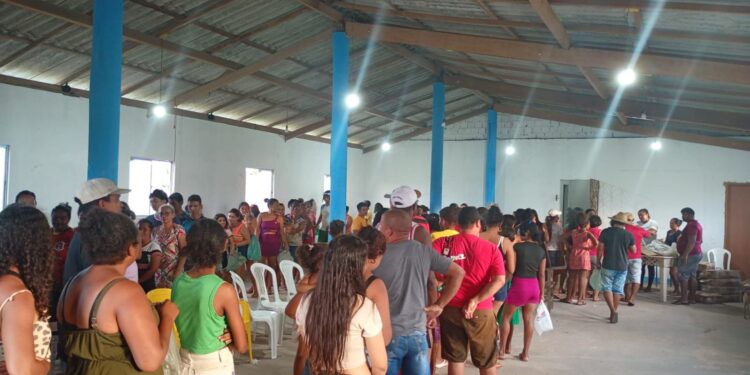 Distribuição de pescado reforça tradição da Semana Santa e alcança milhares de famílias em São Luís