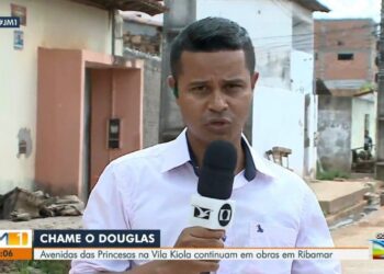 A POLÍTICA CONFUNDIU PUBLICAÇÃO COM COMUNICAÇÃO!